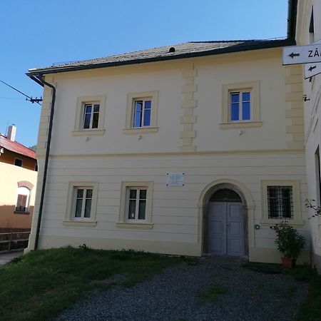 Ferienwohnung Krizkov Dom Kremnitz Exterior foto