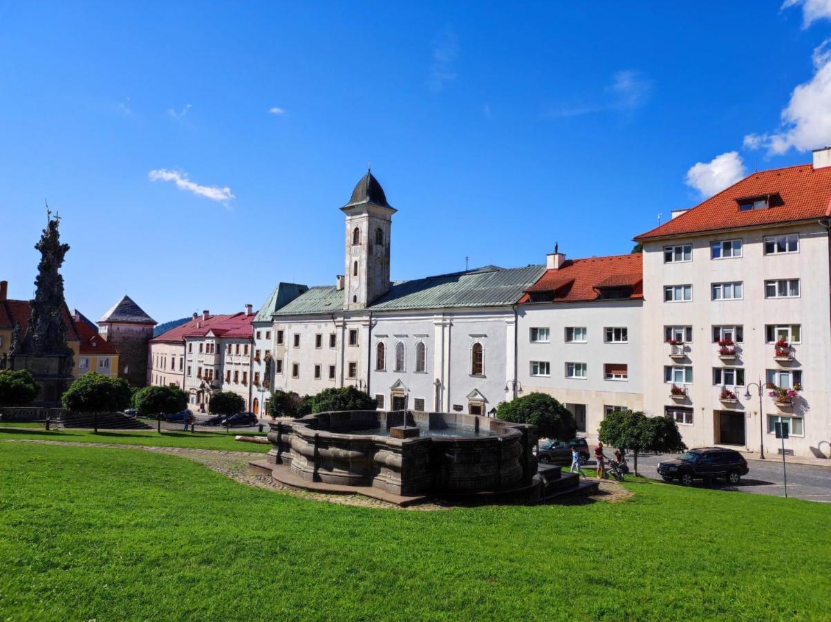 Ferienwohnung Krizkov Dom Kremnitz Exterior foto