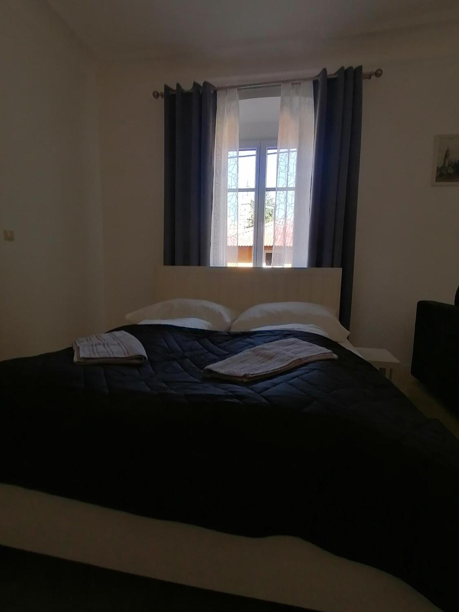 Ferienwohnung Krizkov Dom Kremnitz Exterior foto