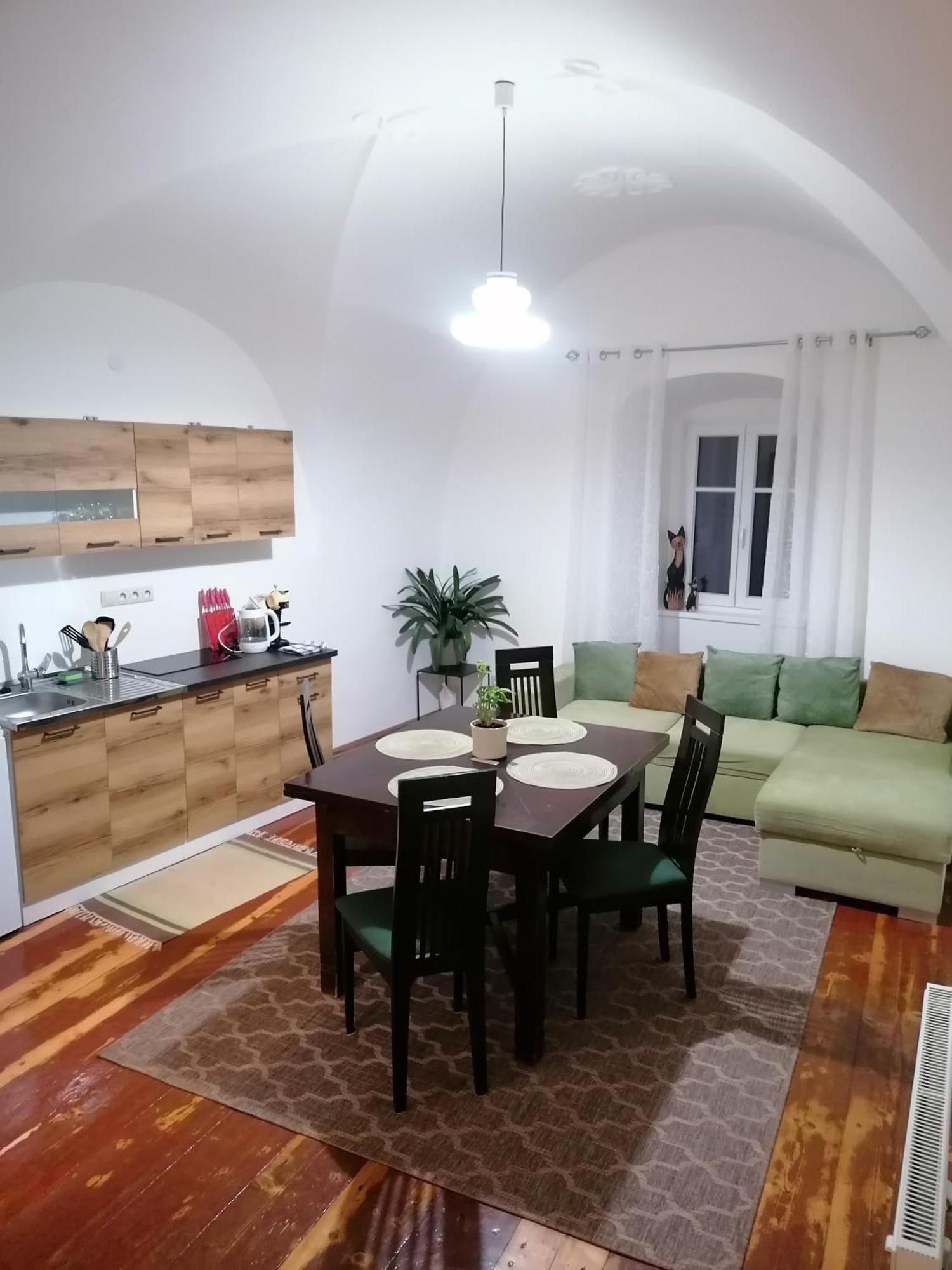 Ferienwohnung Krizkov Dom Kremnitz Exterior foto