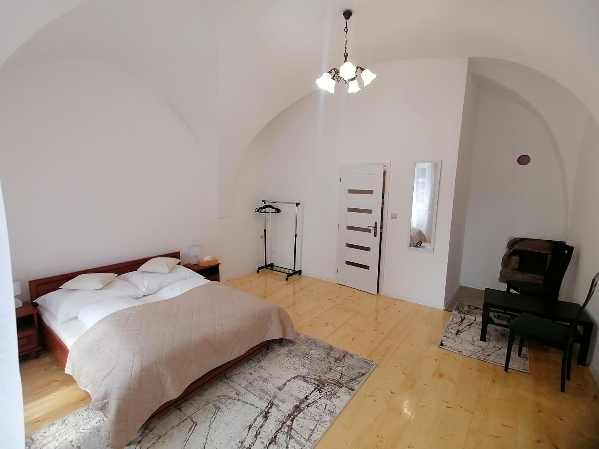 Ferienwohnung Krizkov Dom Kremnitz Exterior foto