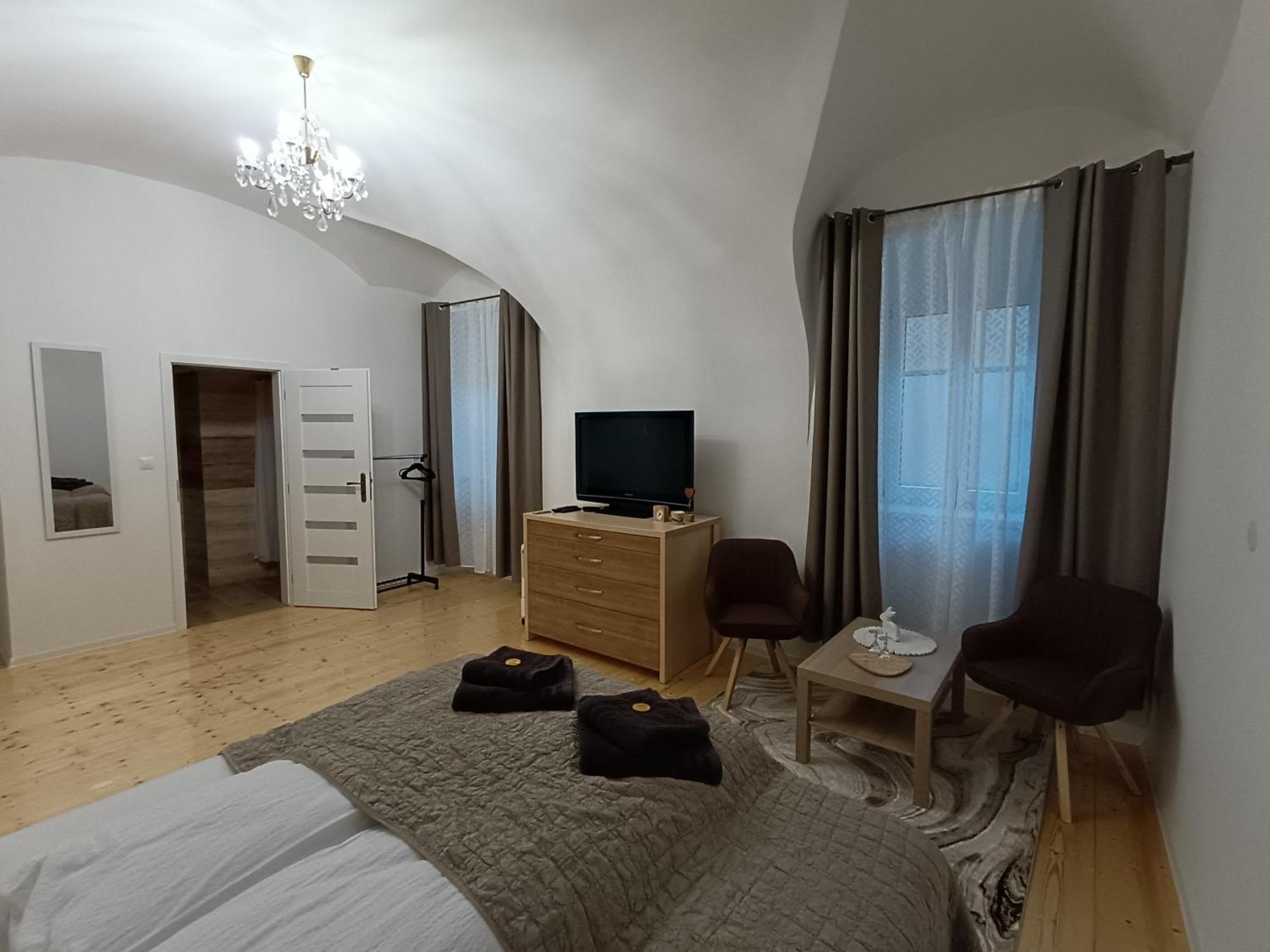 Ferienwohnung Krizkov Dom Kremnitz Exterior foto
